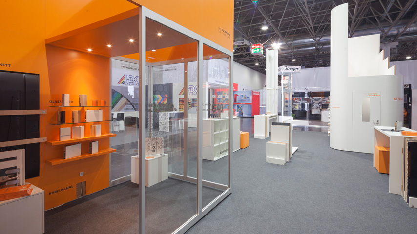 Messe Euroshop 2017 Wandsystem Leichtbauweise Messewand ©GILNHAMMER